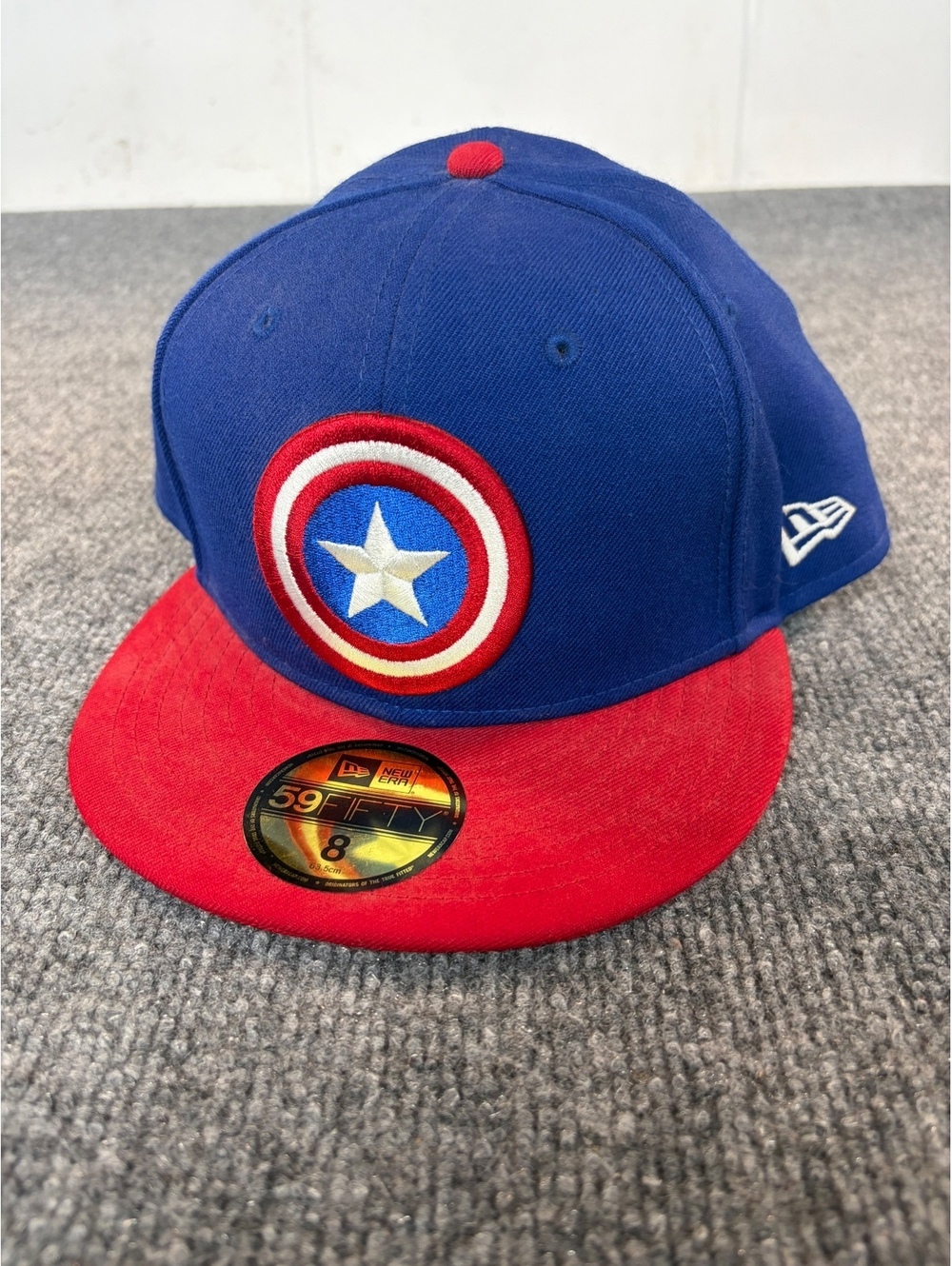 Captain America Multi-Color Embroidered Marvel / New Era Size 8